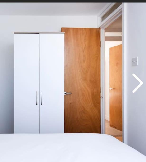 Bright, Nice Interior, Close To The City, 2 Bedroom Apartment Лондон Екстериор снимка