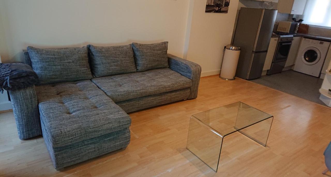 Bright, Nice Interior, Close To The City, 2 Bedroom Apartment Лондон Екстериор снимка